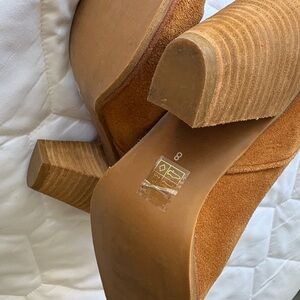 Nordstrom Tan Rust Embroidered Heeled Boots